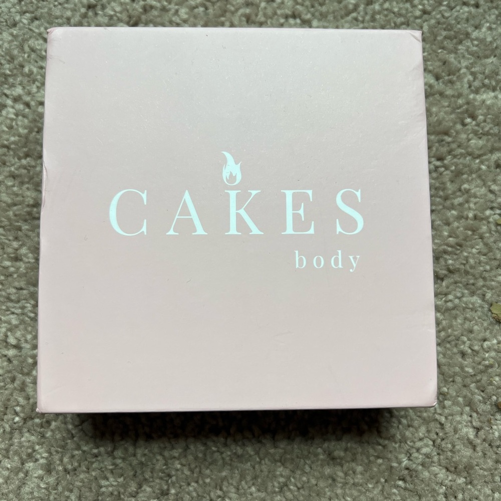 CAKES Grippy, Not Sticky Seamless Body Covers, Reusable Pasties Honey Size OG